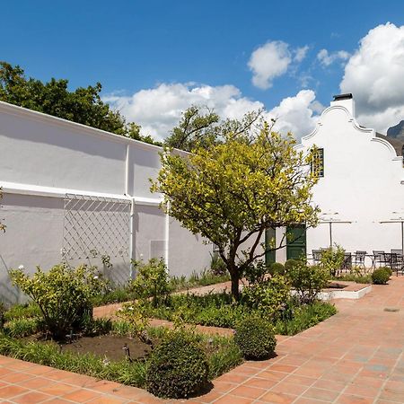Protea Hotel By Marriott Cape Town Mowbray Extérieur photo