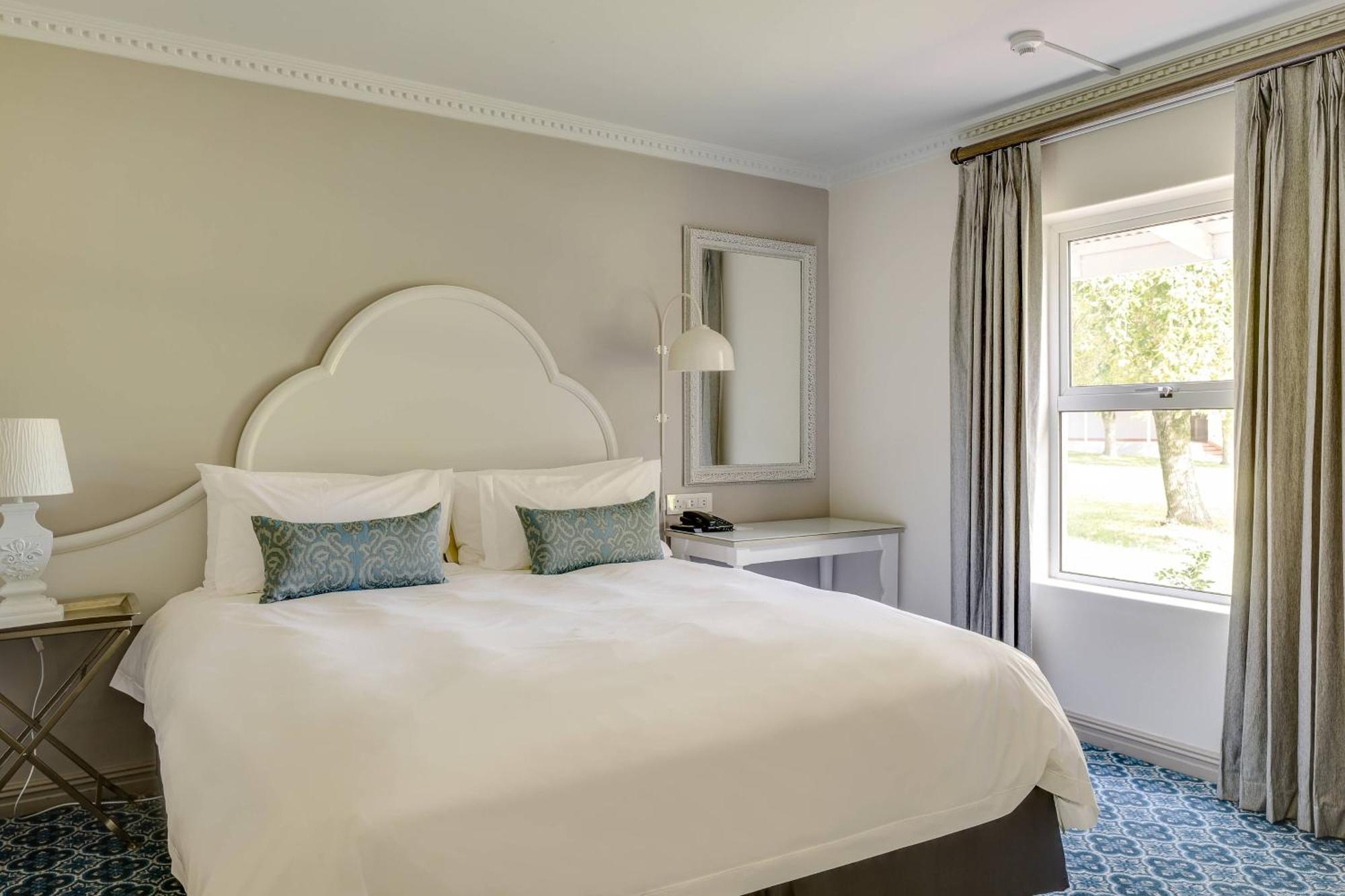 Protea Hotel By Marriott Cape Town Mowbray Extérieur photo