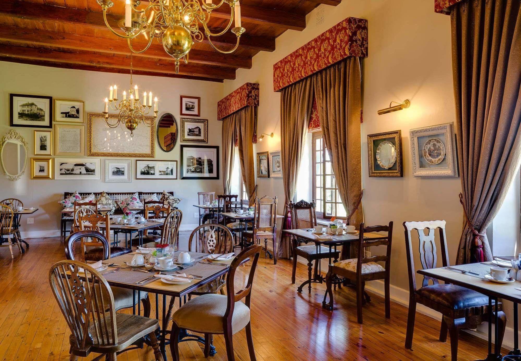 Protea Hotel By Marriott Cape Town Mowbray Extérieur photo